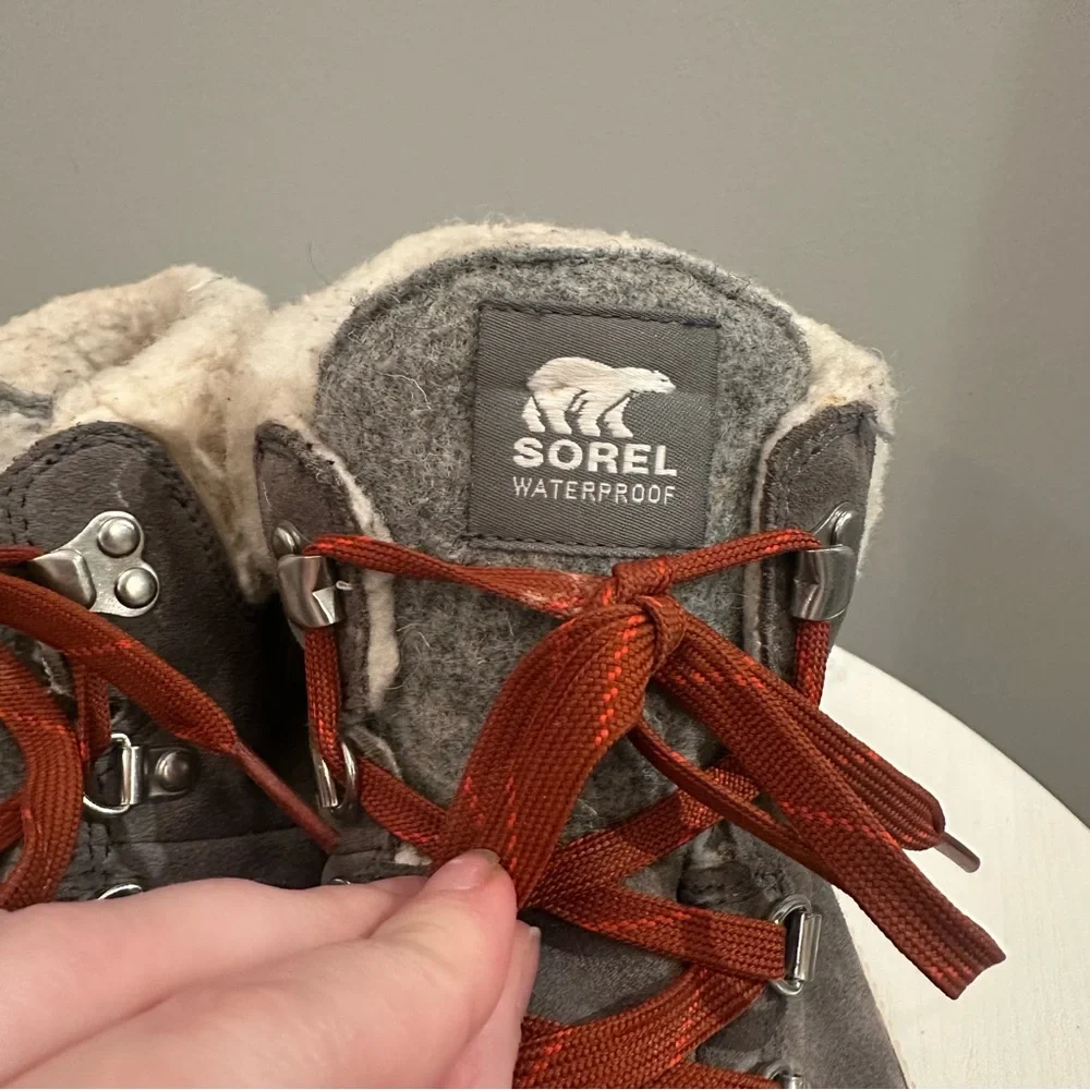 SOREL Women's Out ‘N About Plus Conquest Waterproof Suede Boot. Women’s 11. - Picture 3 of 11